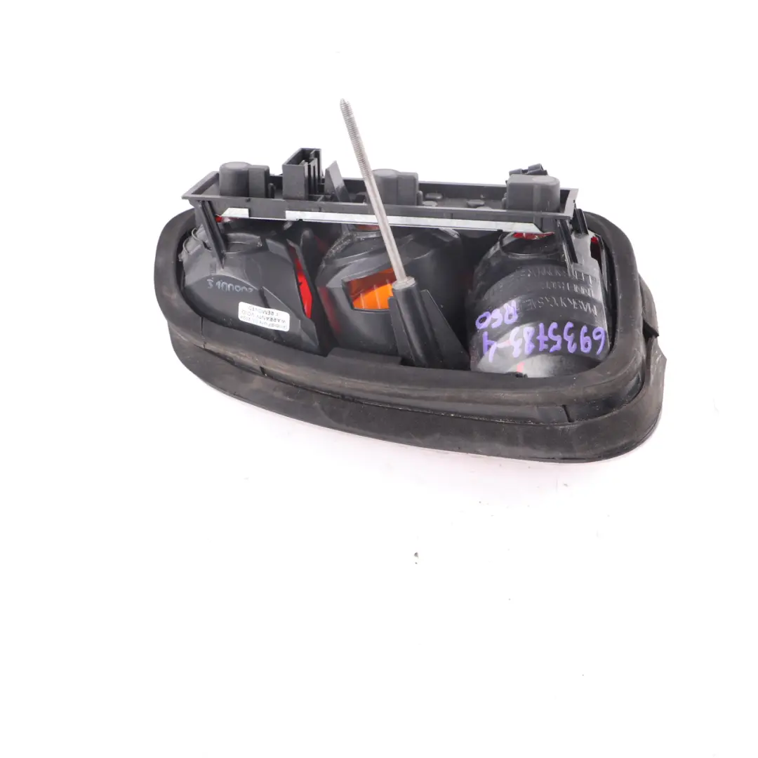 Heckleuchte Links Hinten für Mini Cooper One R50 R53 mit Teilenummer 6935783 Mini Cooper One R50 R53 Heckleuchte Links Hinten - SKU 6935783-4 - Teilenummer 6935783