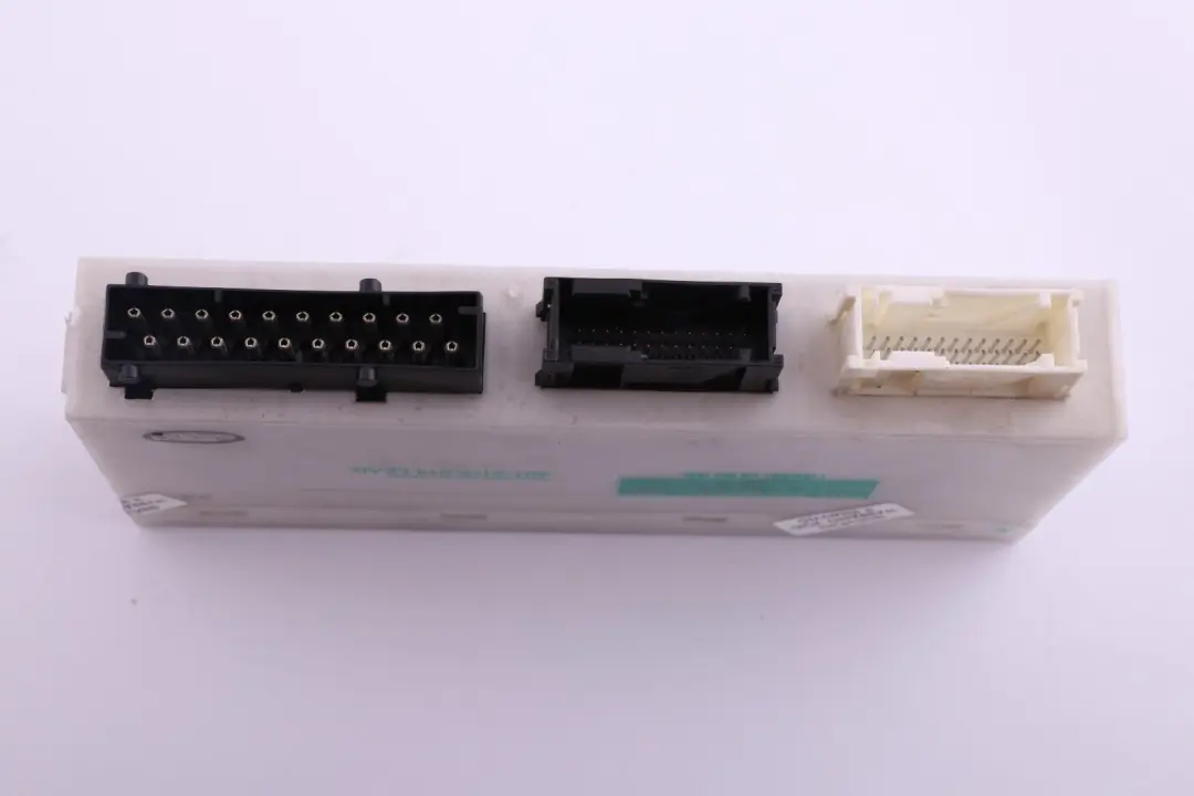 Basic Body Control Module Unit GM3 6135 to BMW E53 with Part number 6935890 BMW E53 Basic Body Control Module Unit GM3 6135 - SKU 6935890 - Part number 6935890