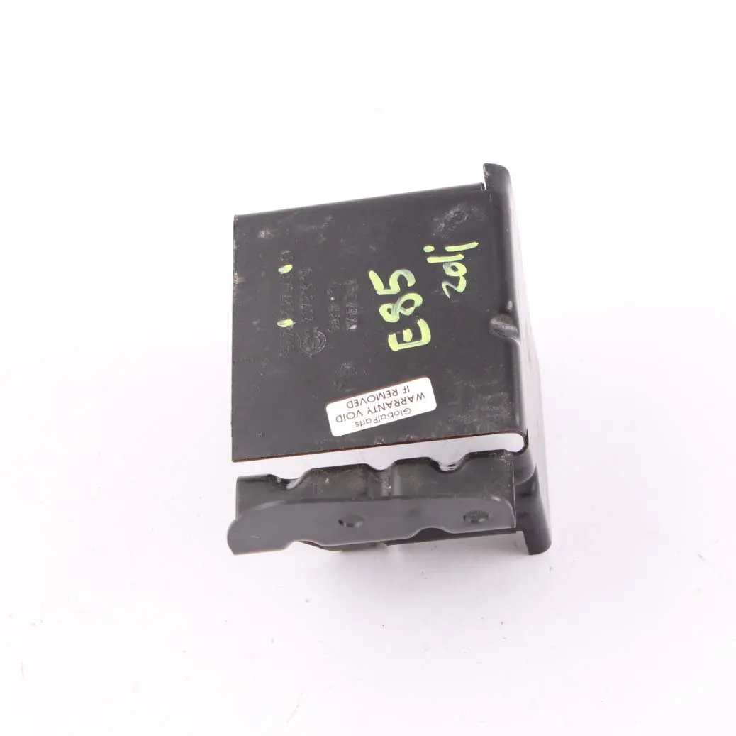 Bracket Alternative Power Siren Alarm Holder Mount to BMW Z4 E85 E86 with Part number 6937448 BMW Z4 E85 E86 Bracket Alternative Power Siren Alarm Holder Mount - SKU 6937448 - Part number 6937448