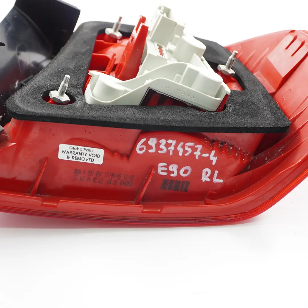 Berline Feu Arrière Gauche pour BMW E90 à propos du numéro de pièce 6937457 BMW E90 Berline Feu Arrière Gauche - SKU 6937457-4 - Numéro de pièce 6937457