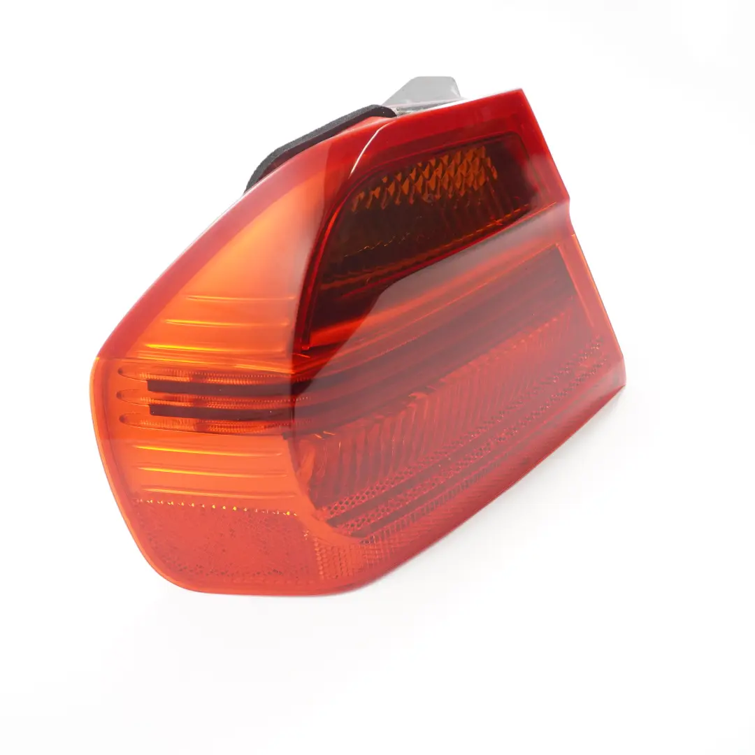 BMW E90 Sedan Lampa Tył Tylna Lewa - SKU 6937457-4 - Numer Części 6937457