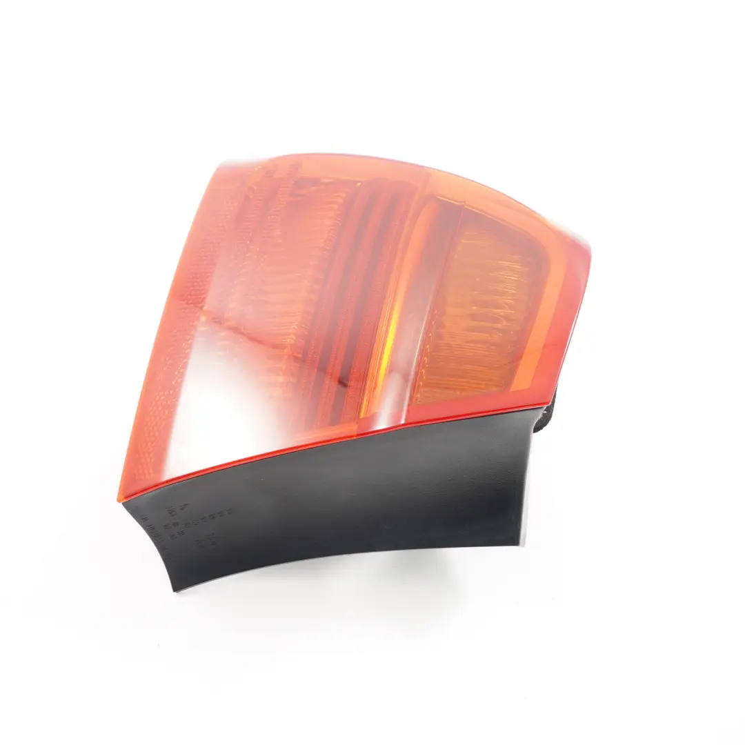 BMW E90 Sedan Lampa Tył Tylna Lewa - SKU 6937457-4 - Numer Części 6937457