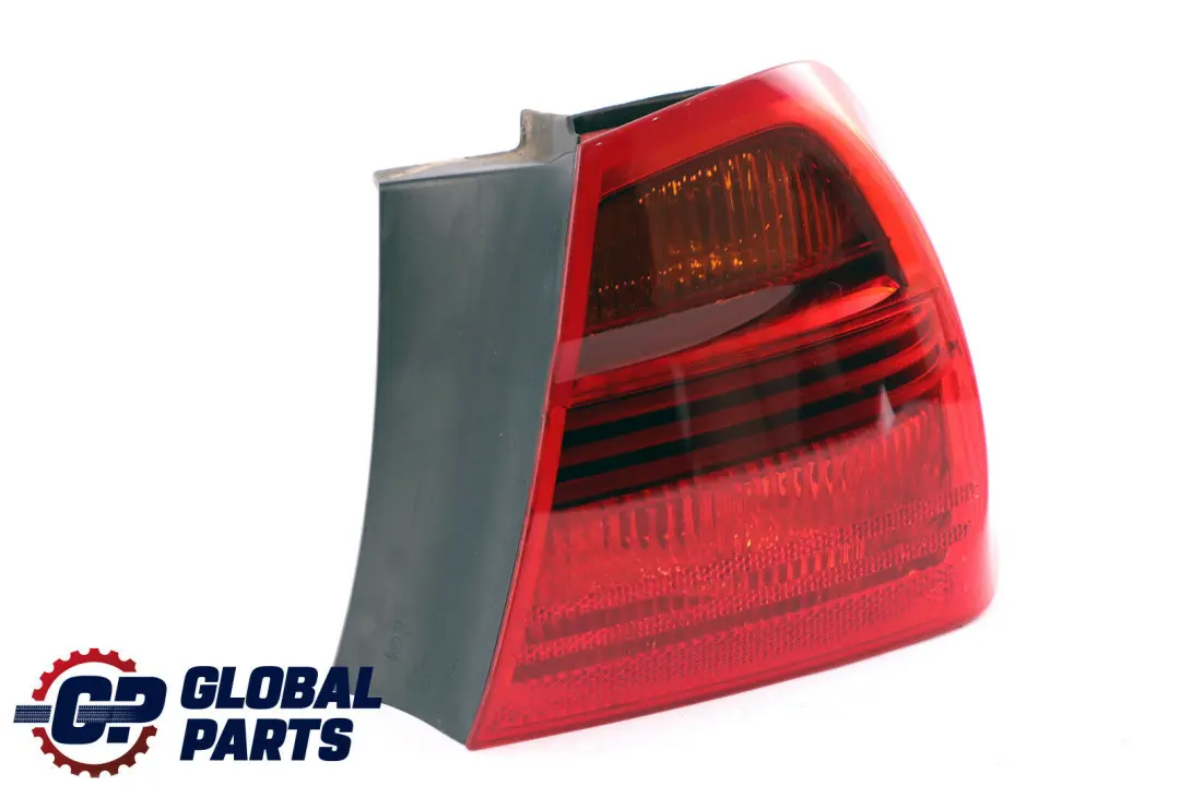 Lampa Tylna Prawa Prawy Tył do BMW E90 o numerze 6937458 BMW E90 Lampa Tylna Prawa Prawy Tył - SKU 6937458 - Numer Części 6937458