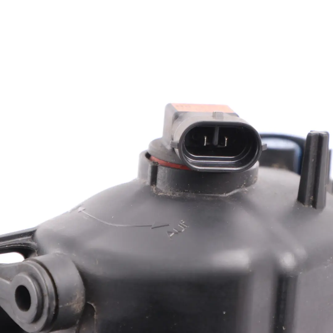 Phare Antibrouillard Avant Droit pour BMW E92 E93 LCI à propos du numéro de pièce 6937466 BMW E92 E93 LCI Phare Antibrouillard Avant Droit - SKU 6937466-2 - Numéro de pièce 6937466