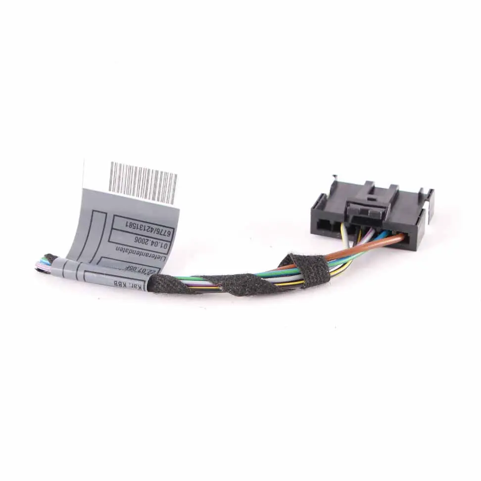 Portalamparas Trasero Panel Lateral Luz Izquierda para BMW E90 con número de pieza 6937473 BMW E90 Portalamparas Trasero Panel Lateral Luz Izquierda - SKU 6937473-1 - Número de pieza 6937473