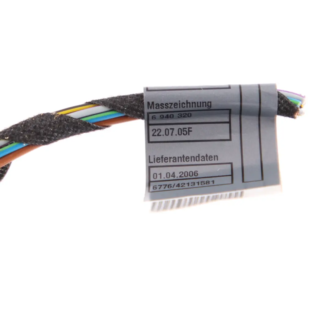 Portalamparas Trasero Panel Lateral Luz Izquierda para BMW E90 con número de pieza 6937473 BMW E90 Portalamparas Trasero Panel Lateral Luz Izquierda - SKU 6937473-1 - Número de pieza 6937473