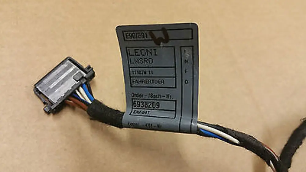 Wiring loom front door driver side to BMW 3 SERIES E90 E91 with Part number 6938209 BMW 3 SERIES E90 E91 Wiring loom front door driver side - SKU 6938209 - Part number 6938209