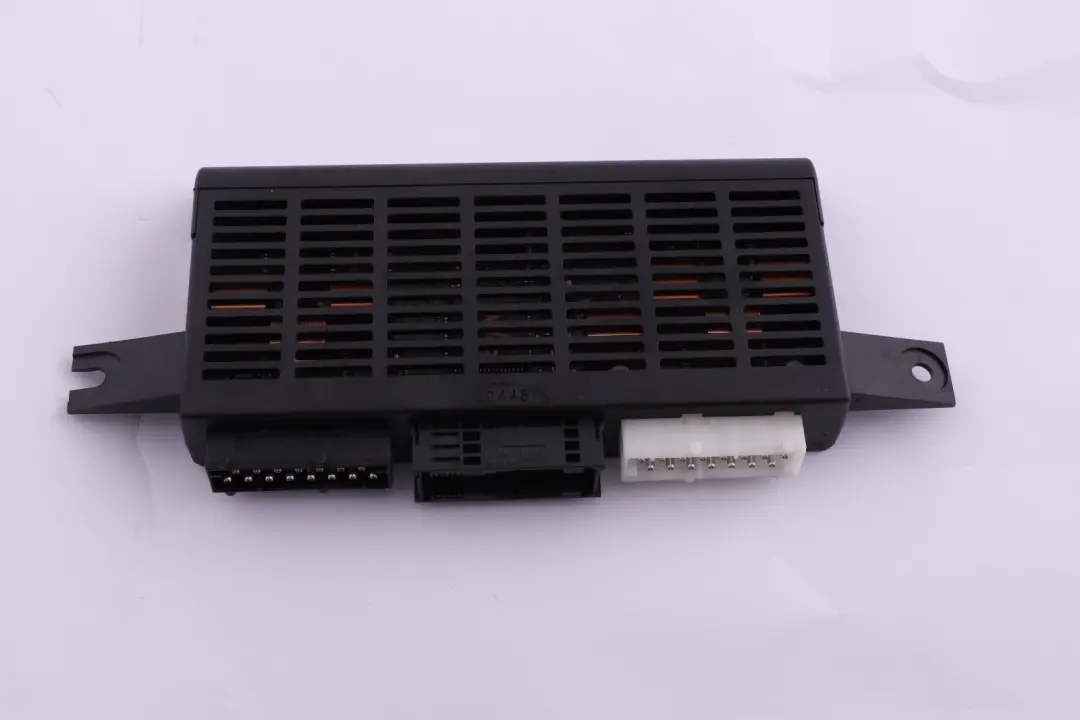 Light Check Module Control Unit ECU Lear LCM IV to BMW X5 E39 E53 with Part number 6938288 BMW X5 E39 E53 Light Check Module Control Unit ECU Lear LCM IV - SKU 6938288 - Part number 6938288