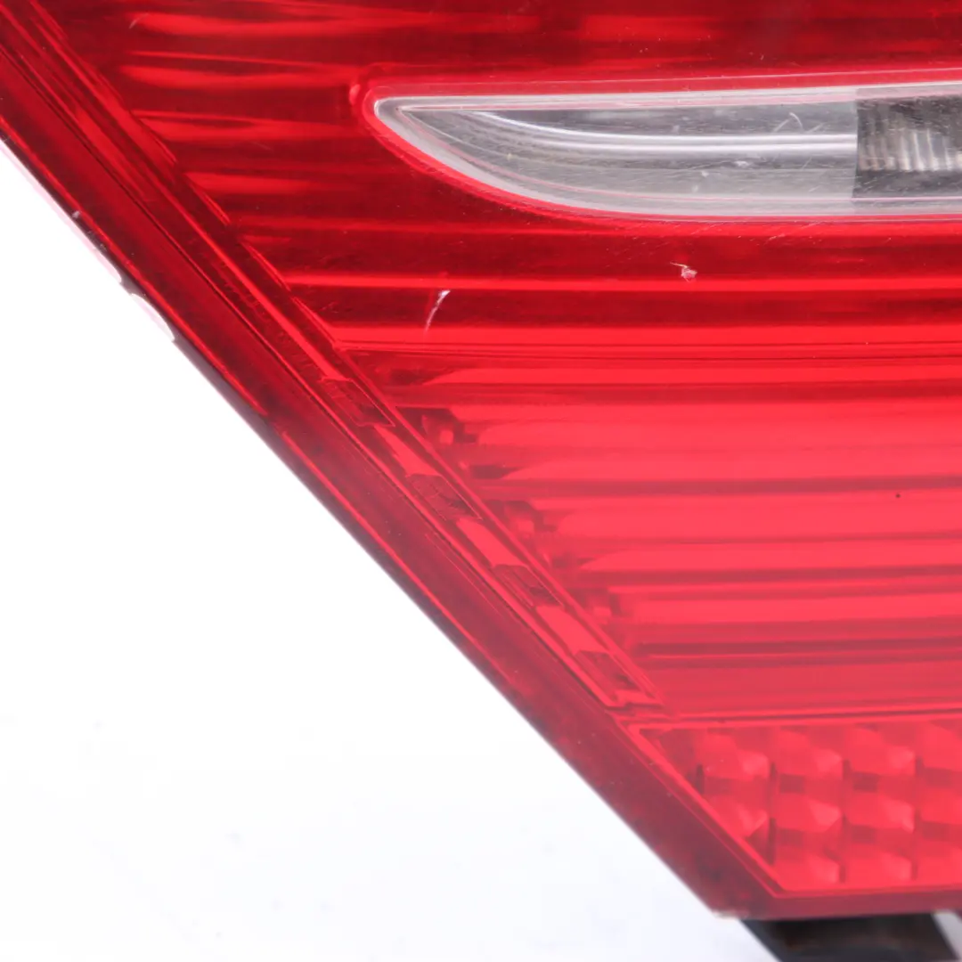 Lampada Posteriore BMW E65 Sinistra Luce Nel Portellone Baule Bagagliaio per con numero di parte 6938517 Lampada Posteriore BMW E65 Sinistra Luce Nel Portellone Baule Bagagliaio - SKU 6938517-1 - Numero di parte 6938517