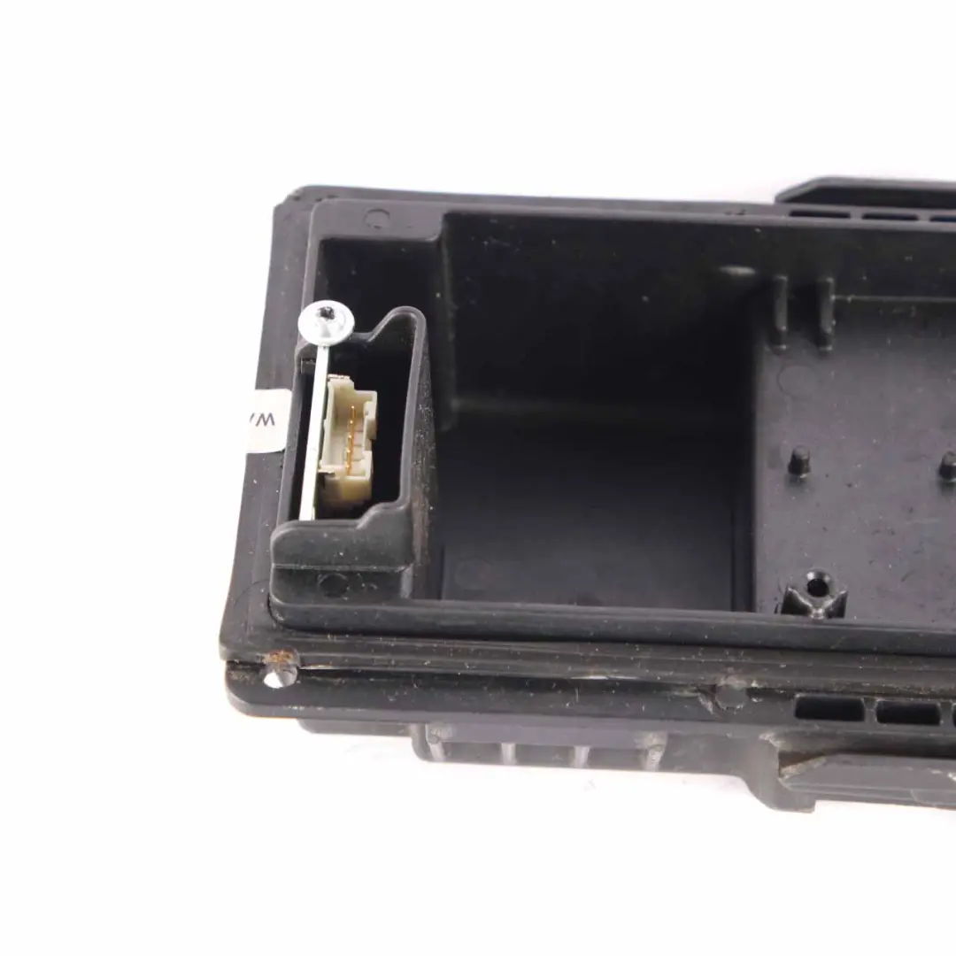 Phares Xénon Module Contrôle Ballast Valeo 7174448 pour BMW E87 à propos du numéro de pièce 6938561 BMW E87 Phares Xénon Module Contrôle Ballast Valeo 7174448 - SKU 6938561-2 - Numéro de pièce 6938561