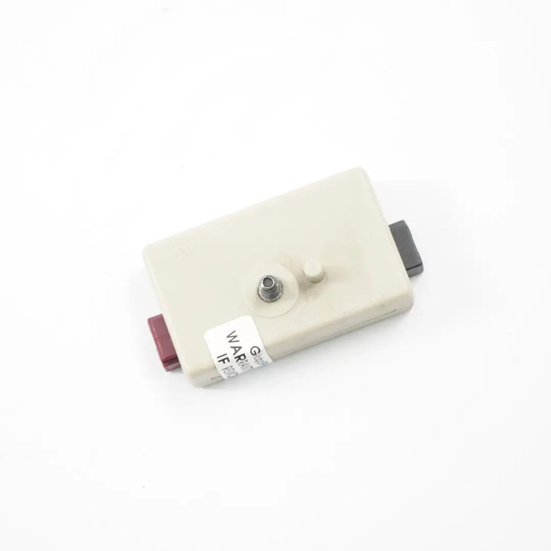 Filtro Supresor Radio Areal Amp Supresor para BMW e60 con número de pieza 6938966 BMW e60 Filtro Supresor Radio Areal Amp Supresor - SKU 6938966 - Número de pieza 6938966