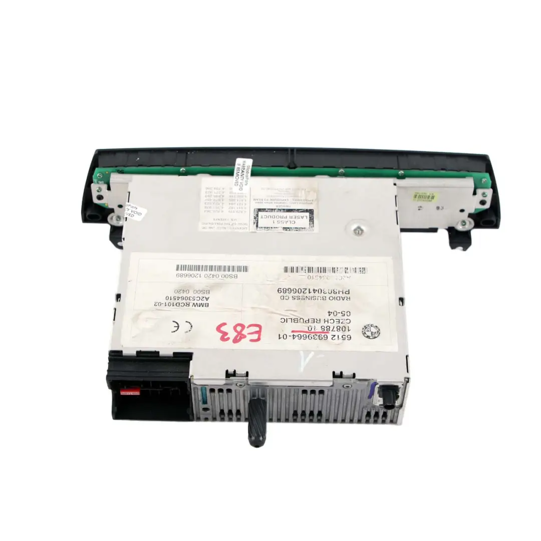 Radio Business CD do BMW X3 E83 Z4 E85 E86 o numerze 6939664 BMW X3 E83 Z4 E85 E86 Radio Business CD - SKU 6939664-1 - Numer Części 6939664