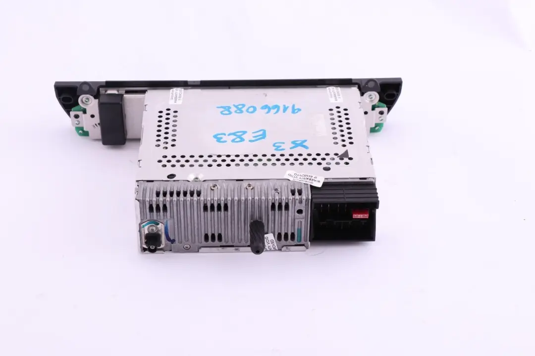 Radio Navigation System CID Control Unit CD Player to BMW X3 Series E83 with Part number 6939670 BMW X3 Series E83 Radio Navigation System CID Control Unit CD Player - SKU 6939670 - Part number 6939670