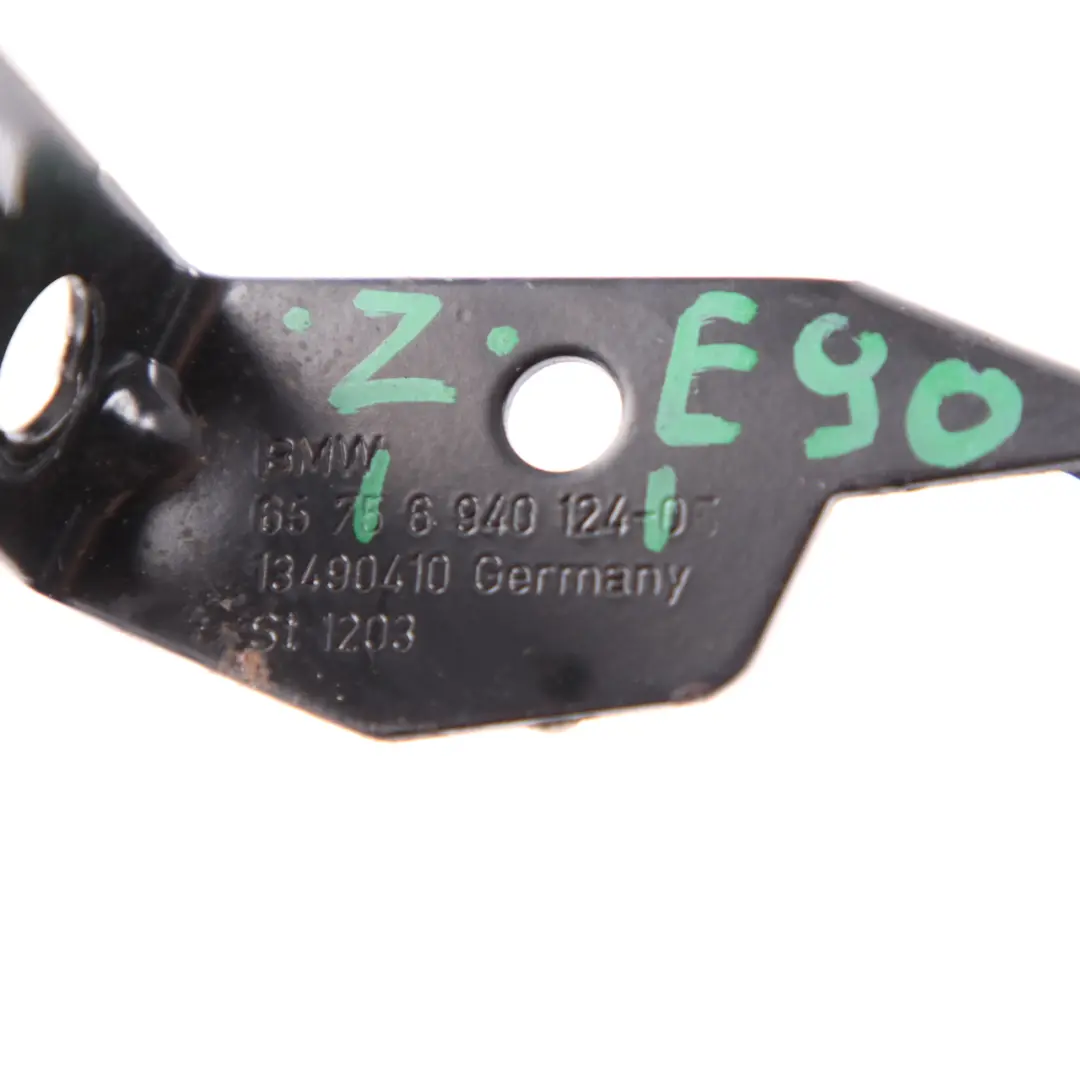 Staffa Alternativa Supporto Allarme Sirena Potenza per BMW E81 E87 E90 E91 con numero di parte 6940124 BMW E81 E87 E90 E91 Staffa Alternativa Supporto Allarme Sirena Potenza - SKU 6940124 - Numero di parte 6940124