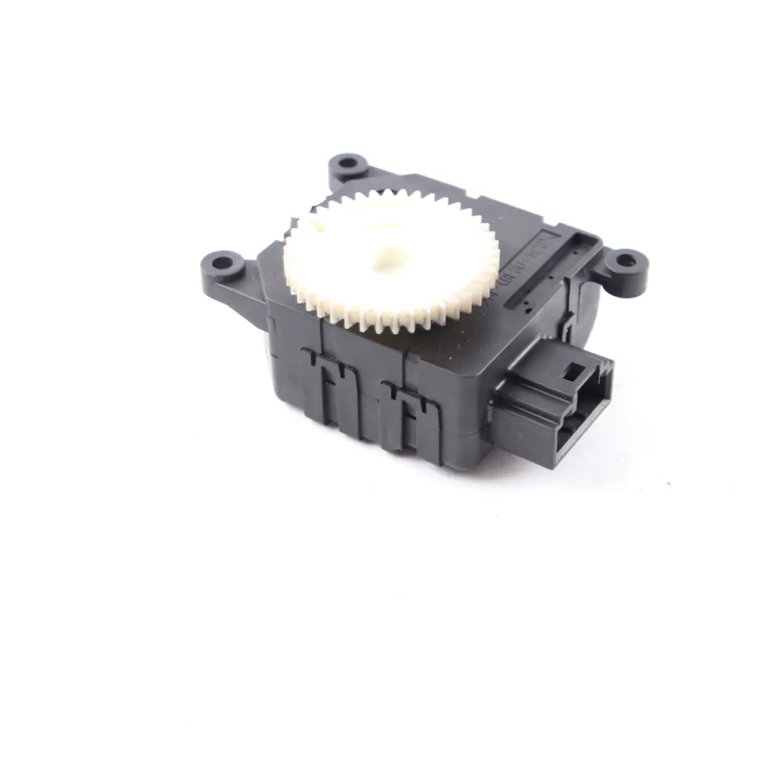 Actuator Air Distribution Flap Heater to Mini Cooper One R50 R52 R53 with Part number 6940720 Mini Cooper One R50 R52 R53 Actuator Air Distribution Flap Heater - SKU 6940720 - Part number 6940720