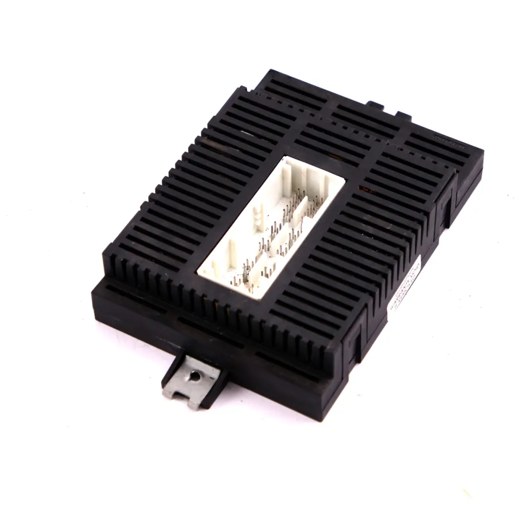 Light Control Module Unit Lear LM E6X DYN. LWR (LCM) to BMW 7 Series E65 with Part number 6941588 BMW 7 Series E65 Light Control Module Unit Lear LM E6X DYN. LWR (LCM) - SKU 6941588 - Part number 6941588