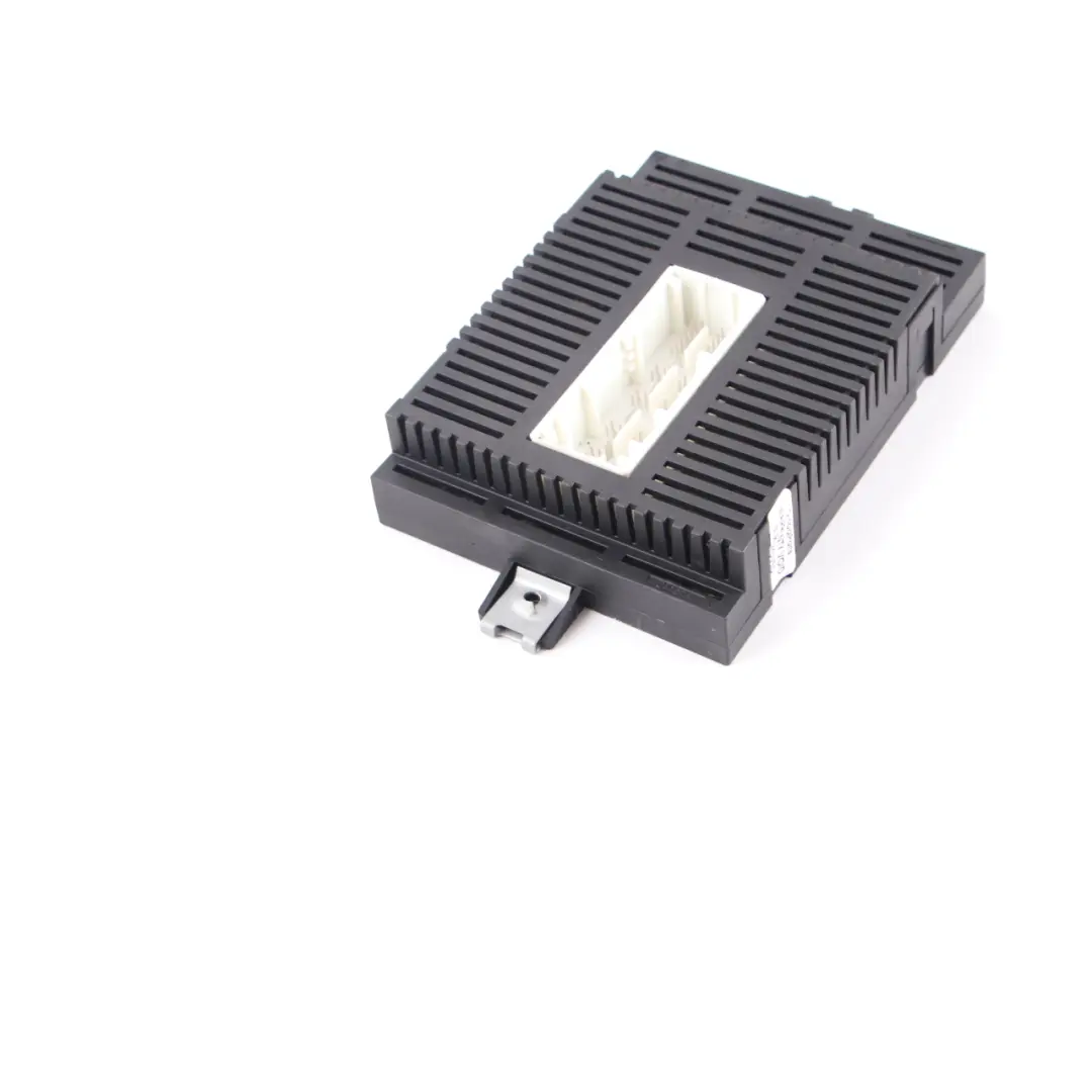 Light Control Module Unit Lear LM E6X MAN.LWR Lear to BMW E60 with Part number 6941589 BMW E60 Light Control Module Unit Lear LM E6X MAN.LWR Lear - SKU 6941589 - Part number 6941589