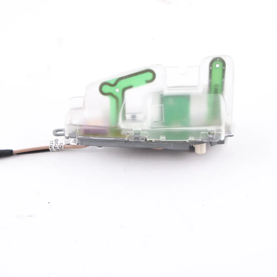 Roof Antenna DAB Mobile Phone Aerial Unit to BMW E65 E66 with Part number 6943024 BMW E65 E66 Roof Antenna DAB Mobile Phone Aerial Unit - SKU 6943024 - Part number 6943024