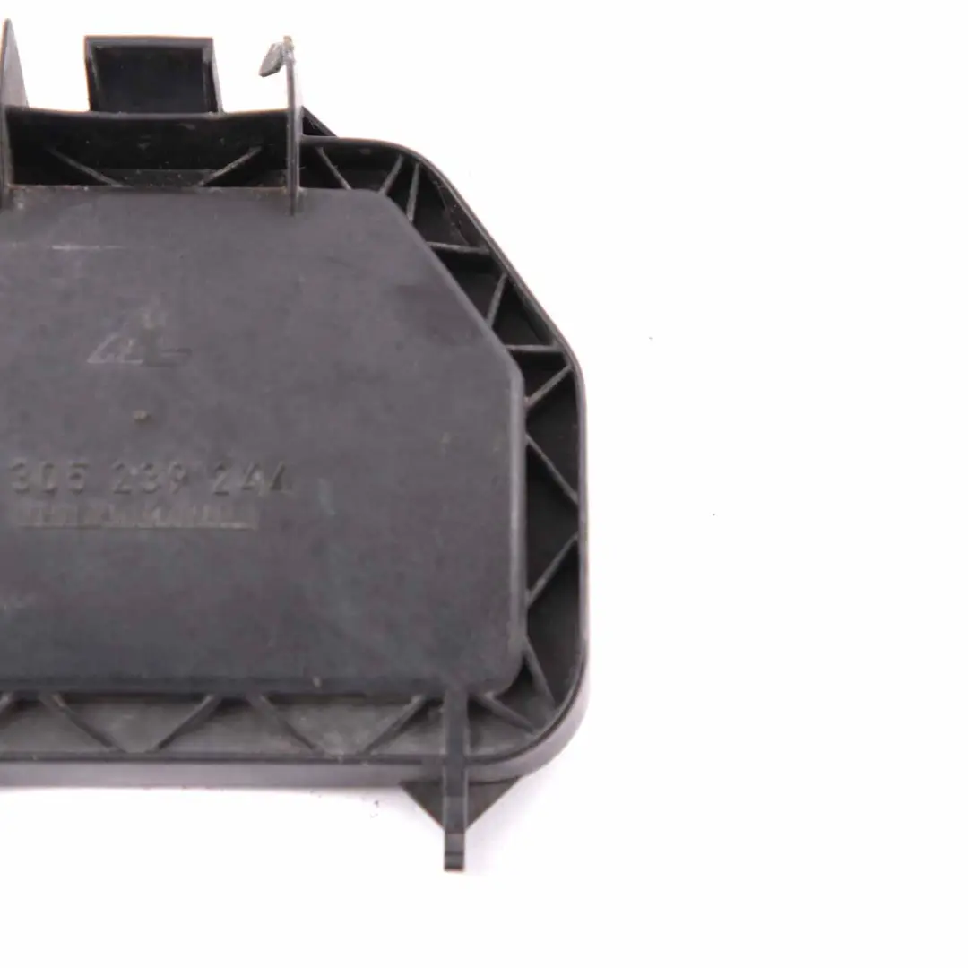 Tapa de la lámpara de luz de cruce Trim Light 1305239244 para BMW E63 E64 con número de pieza 6943483 BMW E63 E64 Tapa de la lámpara de luz de cruce Trim Light 1305239244 - SKU 6943483 - Número de pieza 6943483