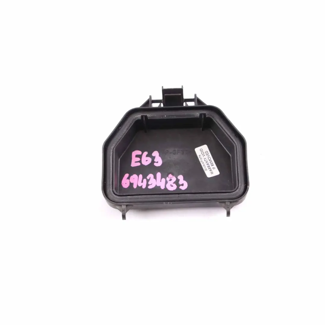 Tapa de la lámpara de luz de cruce Trim Light 1305239244 para BMW E63 E64 con número de pieza 6943483 BMW E63 E64 Tapa de la lámpara de luz de cruce Trim Light 1305239244 - SKU 6943483 - Número de pieza 6943483