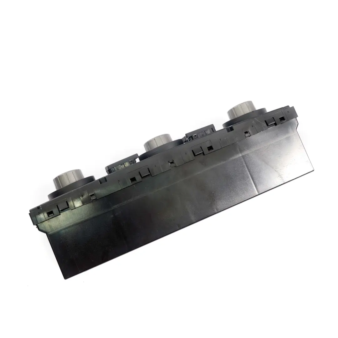 Panel De Unidad De Control Automatico De Aire Acondicionado A/C Alto para BMW E60 E61 con número de pieza 6944020 BMW E60 E61 Panel De Unidad De Control Automatico De Aire Acondicionado A/C Alto - SKU 6944020 - Número de pieza 6944020