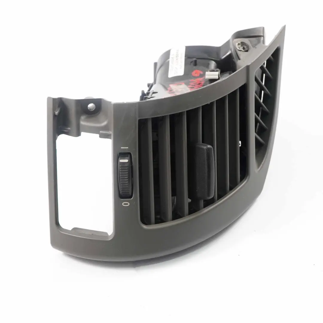 Armaturenbrett Luftauslass BMW Z4 E85 E86 1 Rechts Dash Grau 7025632 für mit Teilenummer 6945396 Armaturenbrett Luftauslass BMW Z4 E85 E86 1 Rechts Dash Grau 7025632 - SKU 6945396-1 - Teilenummer 6945396