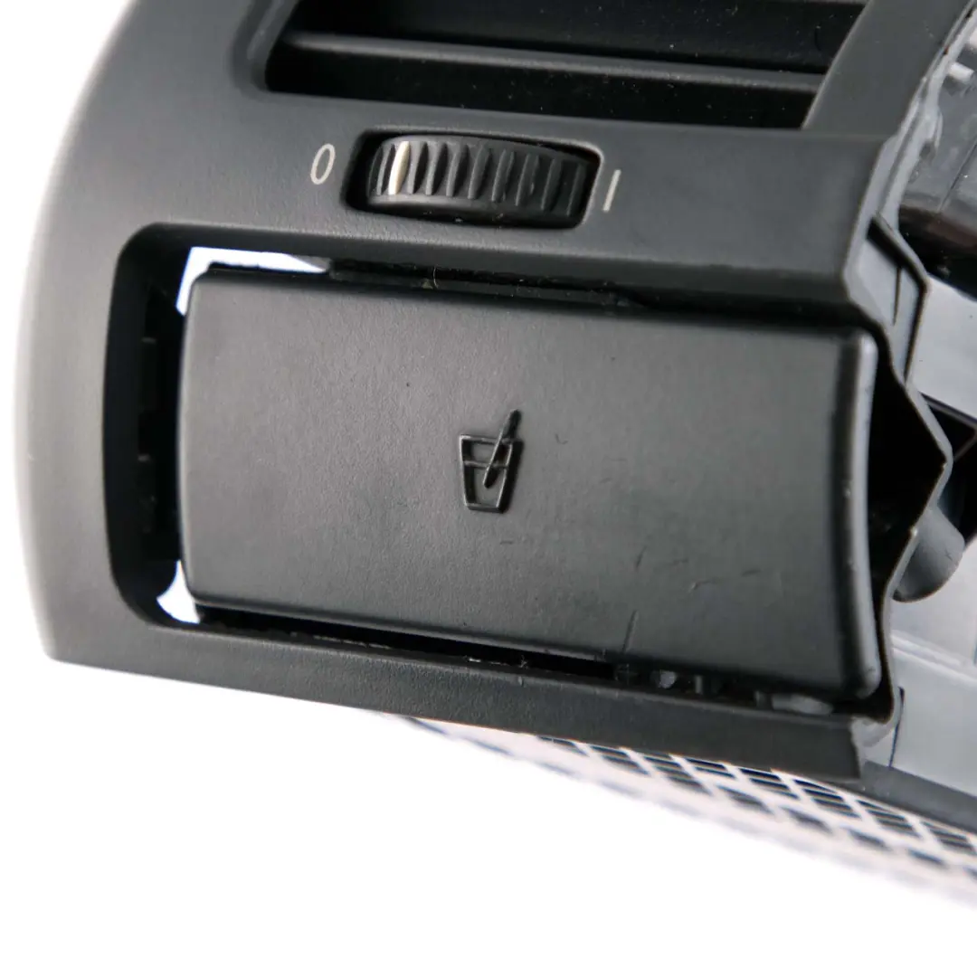 Tapa Salida Aire Fresco Rejilla Ventilación Izquierda Negro 6917905 para BMW Z4 E85 con número de pieza 6945399 BMW Z4 E85 Tapa Salida Aire Fresco Rejilla Ventilación Izquierda Negro 6917905 - SKU 6945399-1 - Número de pieza 6945399