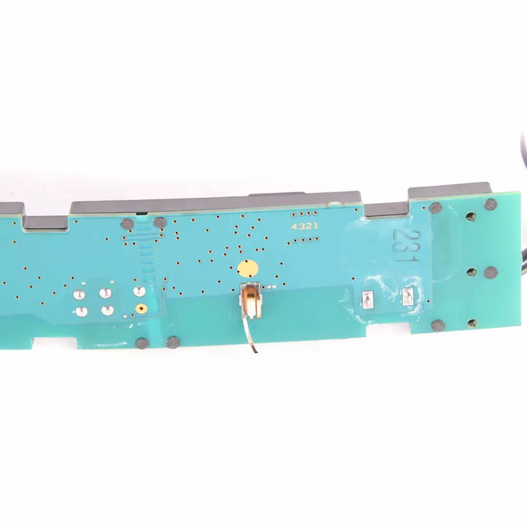 Antenna Amplifier BMW E60 LCI Aerial Diversity Control Unit DAB to with Part number 6946409 Antenna Amplifier BMW E60 LCI Aerial Diversity Control Unit DAB - SKU 6946409 - Part number 6946409