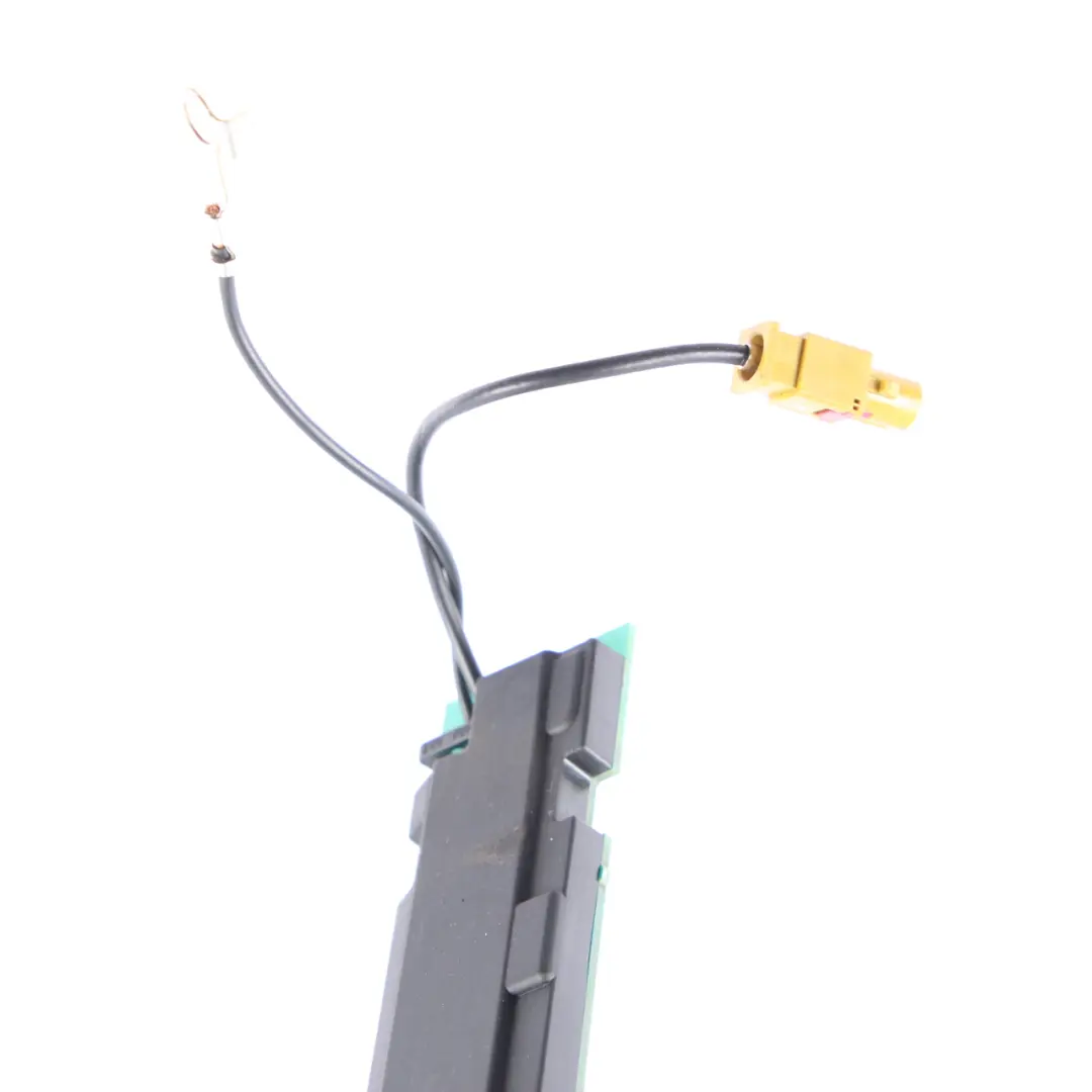 Antenna Amplifier BMW E60 LCI Aerial Diversity Control Unit DAB to with Part number 6946409 Antenna Amplifier BMW E60 LCI Aerial Diversity Control Unit DAB - SKU 6946409 - Part number 6946409