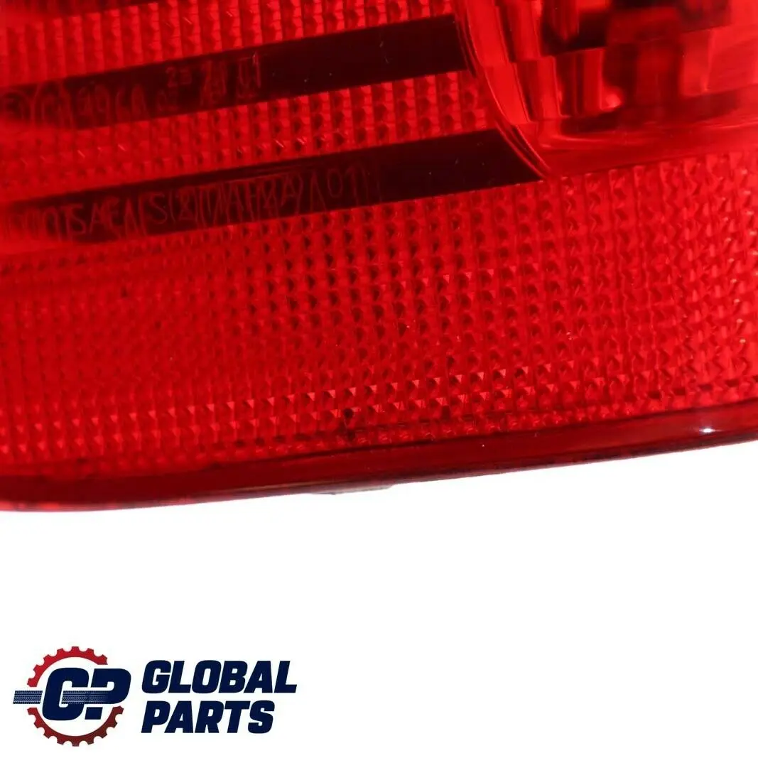 Light In The Side Panel White Left N/S to BMW 3 Series E46 Saloon Rear with Part number 6946535 BMW 3 Series E46 Saloon Rear Light In The Side Panel White Left N/S - SKU 6946535 - Part number 6946535