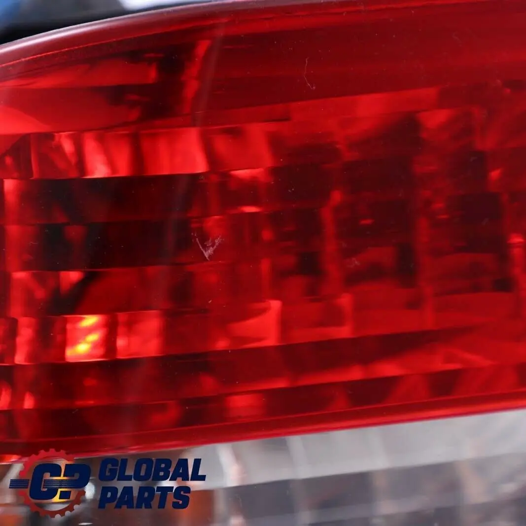 Light In The Side Panel White Left N/S to BMW 3 Series E46 Saloon Rear with Part number 6946535 BMW 3 Series E46 Saloon Rear Light In The Side Panel White Left N/S - SKU 6946535 - Part number 6946535