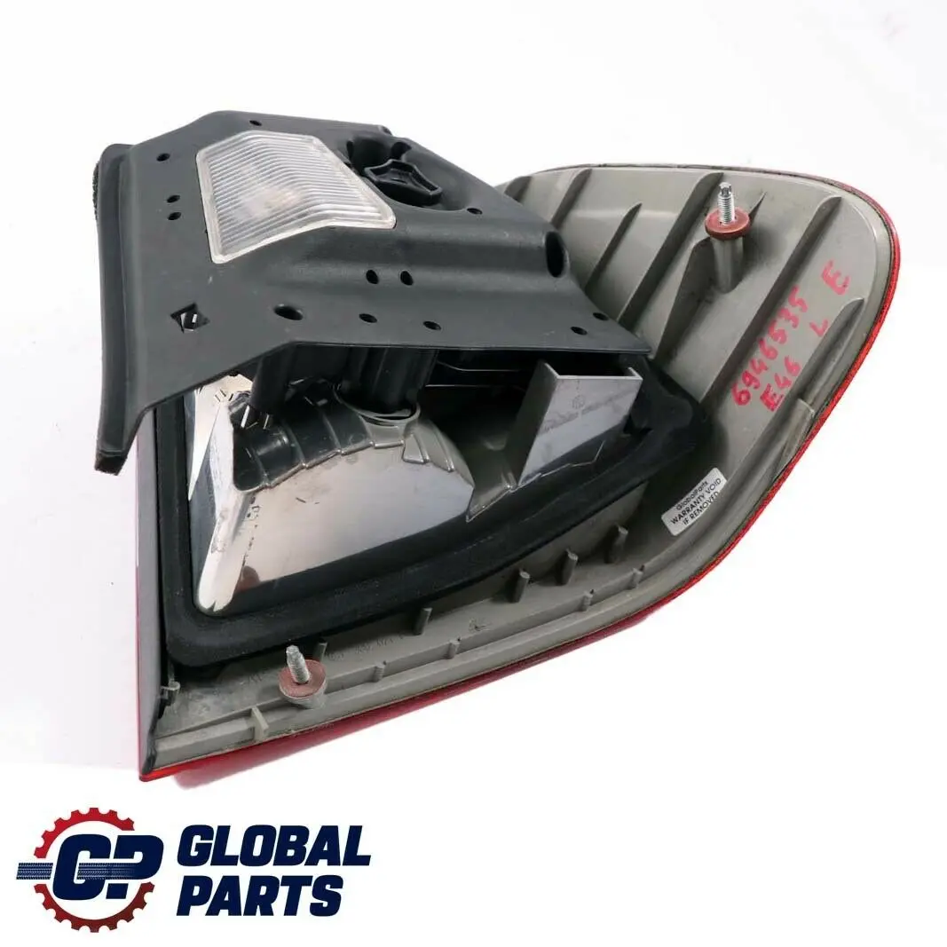 Light In The Side Panel White Left N/S to BMW 3 Series E46 Saloon Rear with Part number 6946535 BMW 3 Series E46 Saloon Rear Light In The Side Panel White Left N/S - SKU 6946535 - Part number 6946535