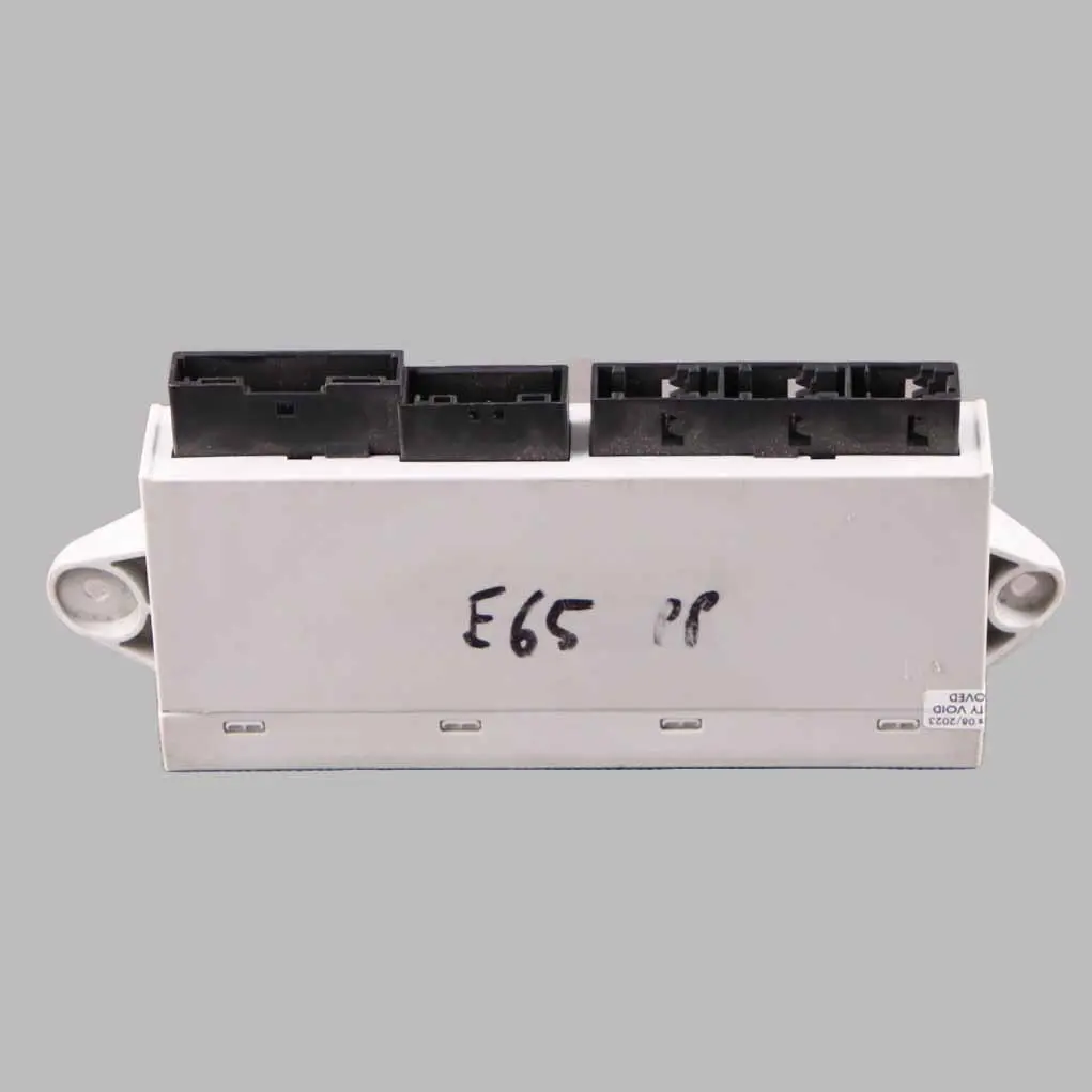 Control Unit Module Door Front Right to BMW 7 Series E65 E66 E67 with Part number 6947120 BMW 7 Series E65 E66 E67 Control Unit Module Door Front Right - SKU 6947120 - Part number 6947120