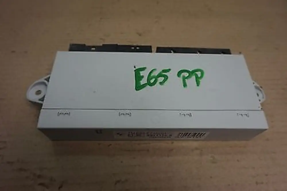 Control unit door front driver side to BMW 7 Series E65 E66 E67 with Part number 6947122 BMW 7 Series E65 E66 E67 Control unit door front driver side - SKU 6947122 - Part number 6947122