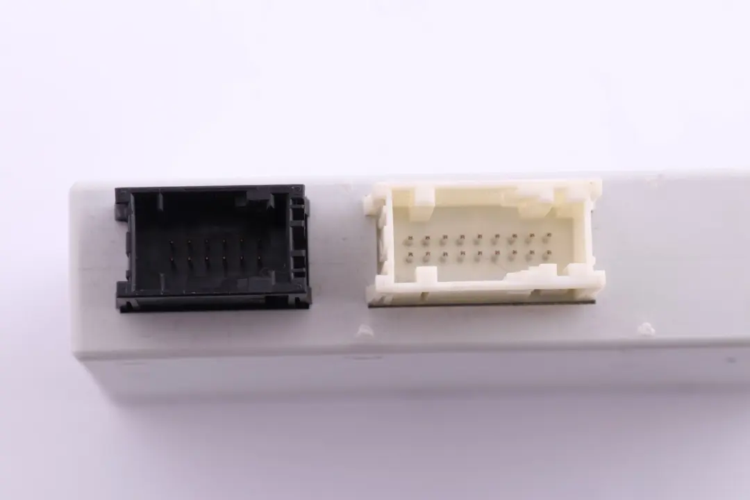 Parking Control Module Unit PDC to BMW 1 3 X1 SERIES E81 E87 E88 E90 E91 with Part number 6947796 BMW 1 3 X1 SERIES E81 E87 E88 E90 E91 Parking Control Module Unit PDC - SKU 6947796 - Part number 6947796