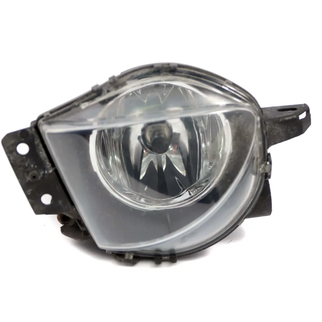 Halogen Lampa Przeciwmgielna Przód Prawy 6317 do BMW E90 E91 o numerze 6948374 BMW E90 E91 Halogen Lampa Przeciwmgielna Przód Prawy 6317 - SKU 6948374 - Numer Części 6948374