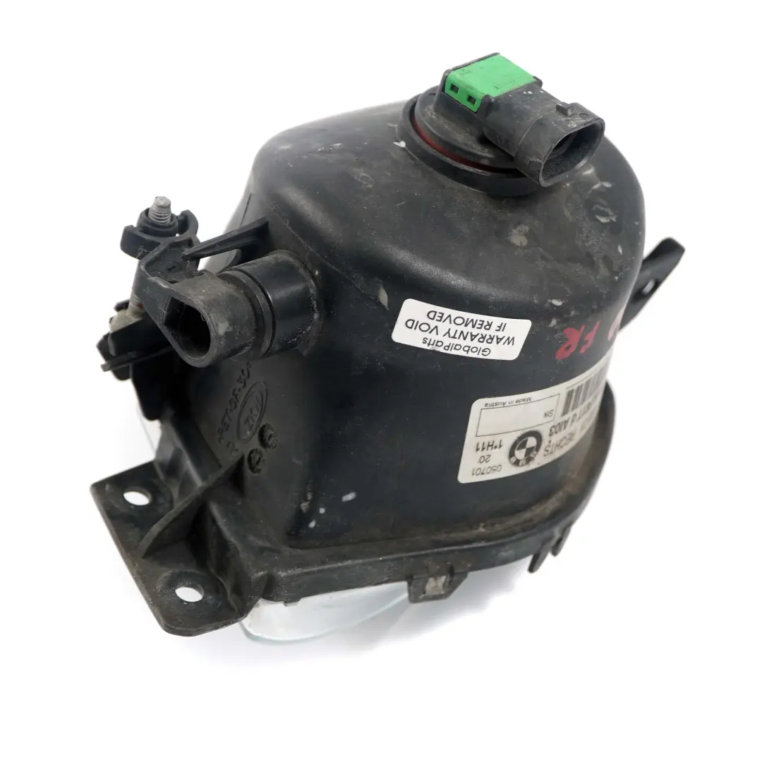 Luce Nebbia Anteriore Destra 6317 per BMW E90 E91 con numero di parte 6948374 BMW E90 E91 Luce Nebbia Anteriore Destra 6317 - SKU 6948374 - Numero di parte 6948374