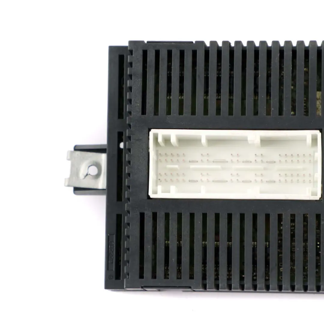 Modulo Centralina Luci LM E6X Lear per BMW E60 con numero di parte 6948578 BMW E60 Modulo Centralina Luci LM E6X Lear - SKU 6948578 - Numero di parte 6948578