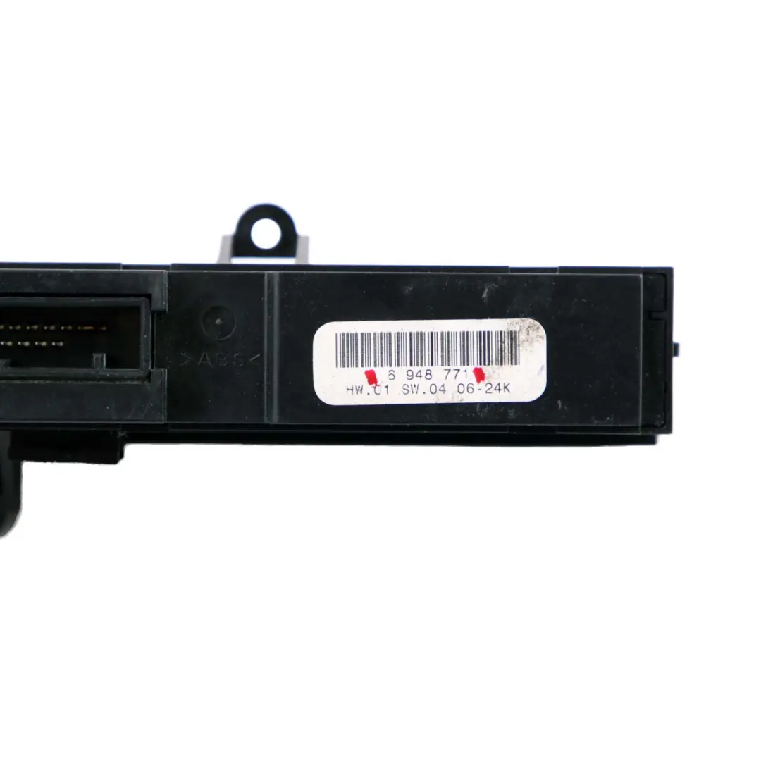 Unidad de Interruptores Consola Central Botones Módulo para BMW E85 Roadster con número de pieza 6948771 BMW E85 Roadster Unidad de Interruptores Consola Central Botones Módulo - SKU 6948771 - Número de pieza 6948771