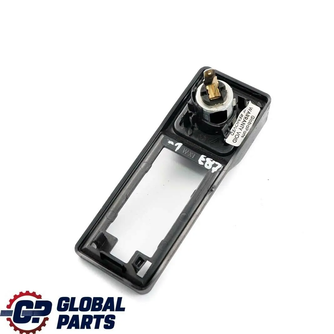 Allume-Cigare Avec Port De Charge pour BMW E81 E87 à propos du numéro de pièce 6949439 BMW E81 E87 Allume-Cigare Avec Port De Charge - SKU 6949439-1 - Numéro de pièce 6949439