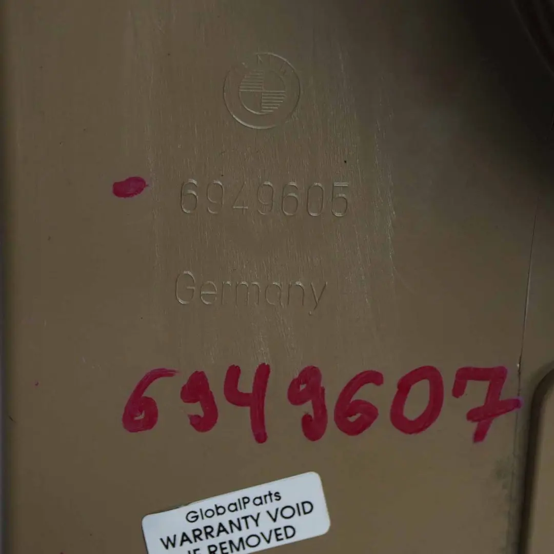 Osłona Obudowa Krawędzi Bagażnika Beżowa 6949605 do BMW E91 o numerze 6949607 BMW E91 Osłona Obudowa Krawędzi Bagażnika Beżowa 6949605 - SKU 6949607 - Numer Części 6949607