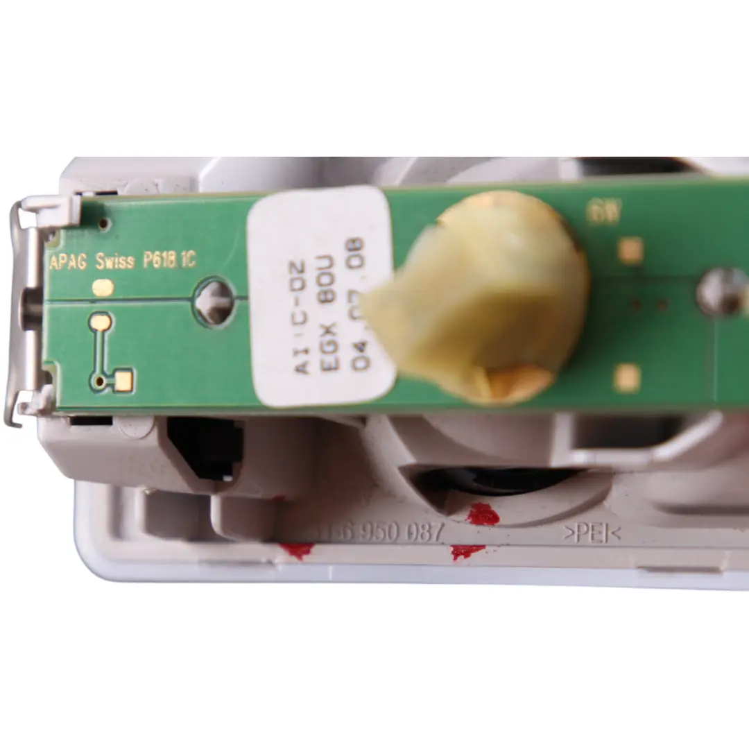 Luz Interior Trasera Luz de Lectura para BMW E91 con número de pieza 6950087 BMW E91 Luz Interior Trasera Luz de Lectura - SKU 6950087 - Número de pieza 6950087
