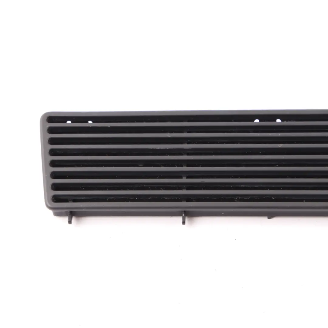 Überrollbügel Kühlergrill Cabrioabdeckung Blende 7144576 für BMW E93 mit Teilenummer 6950090 BMW E93 Überrollbügel Kühlergrill Cabrioabdeckung Blende 7144576 - SKU 6950090 - Teilenummer 6950090