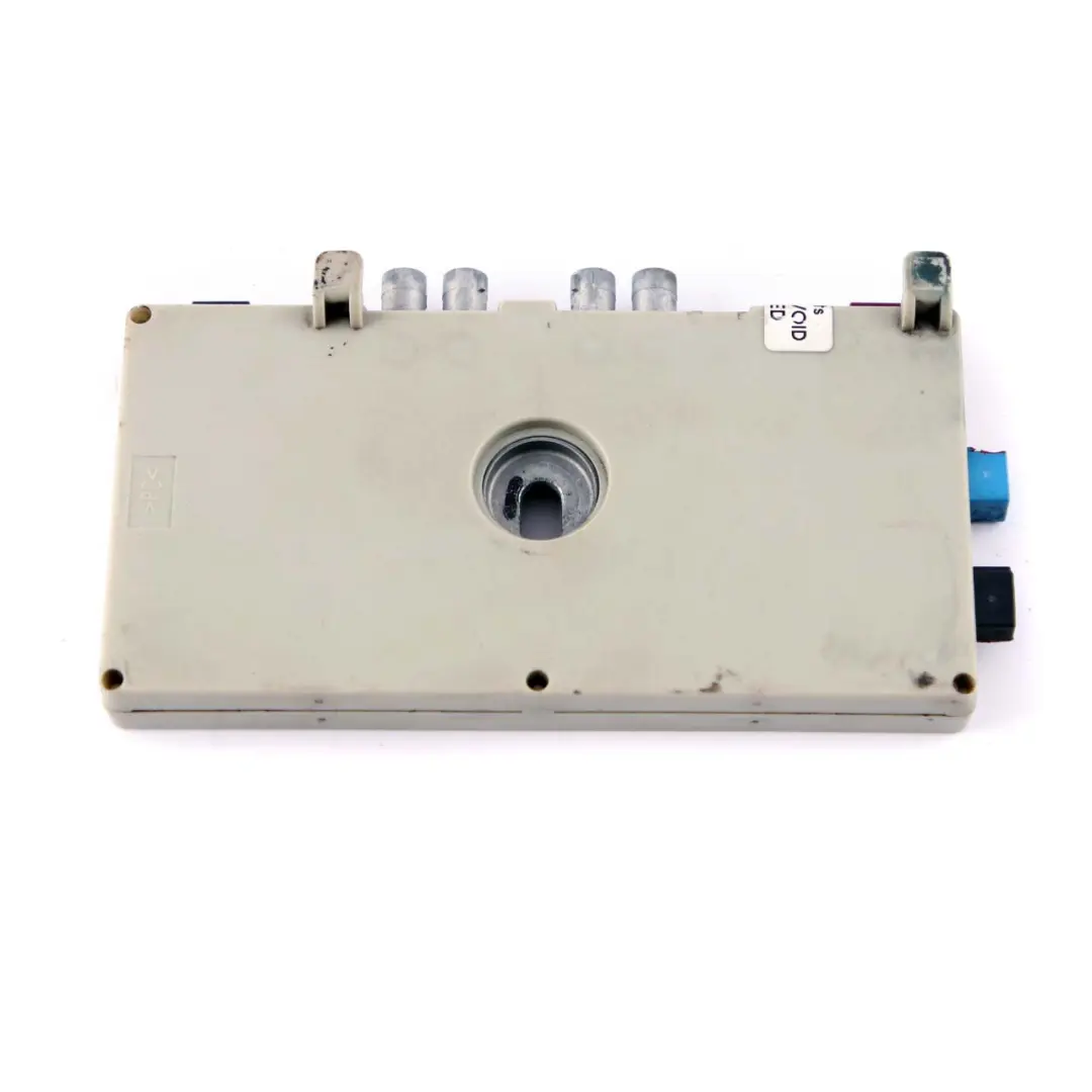 Wzmacniacz Moduł Antenowy Diversity do BMW E93 o numerze 6950181 BMW E93 Wzmacniacz Moduł Antenowy Diversity - SKU 6950181 - Numer Części 6950181