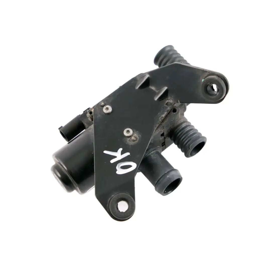 Staffa Della Valvola Commutazione Motore Pompa Acqua per BMW X5 X6 E70 E71 con numero di parte 6950257 BMW X5 X6 E70 E71 Staffa Della Valvola Commutazione Motore Pompa Acqua - SKU 6950257 - Numero di parte 6950257