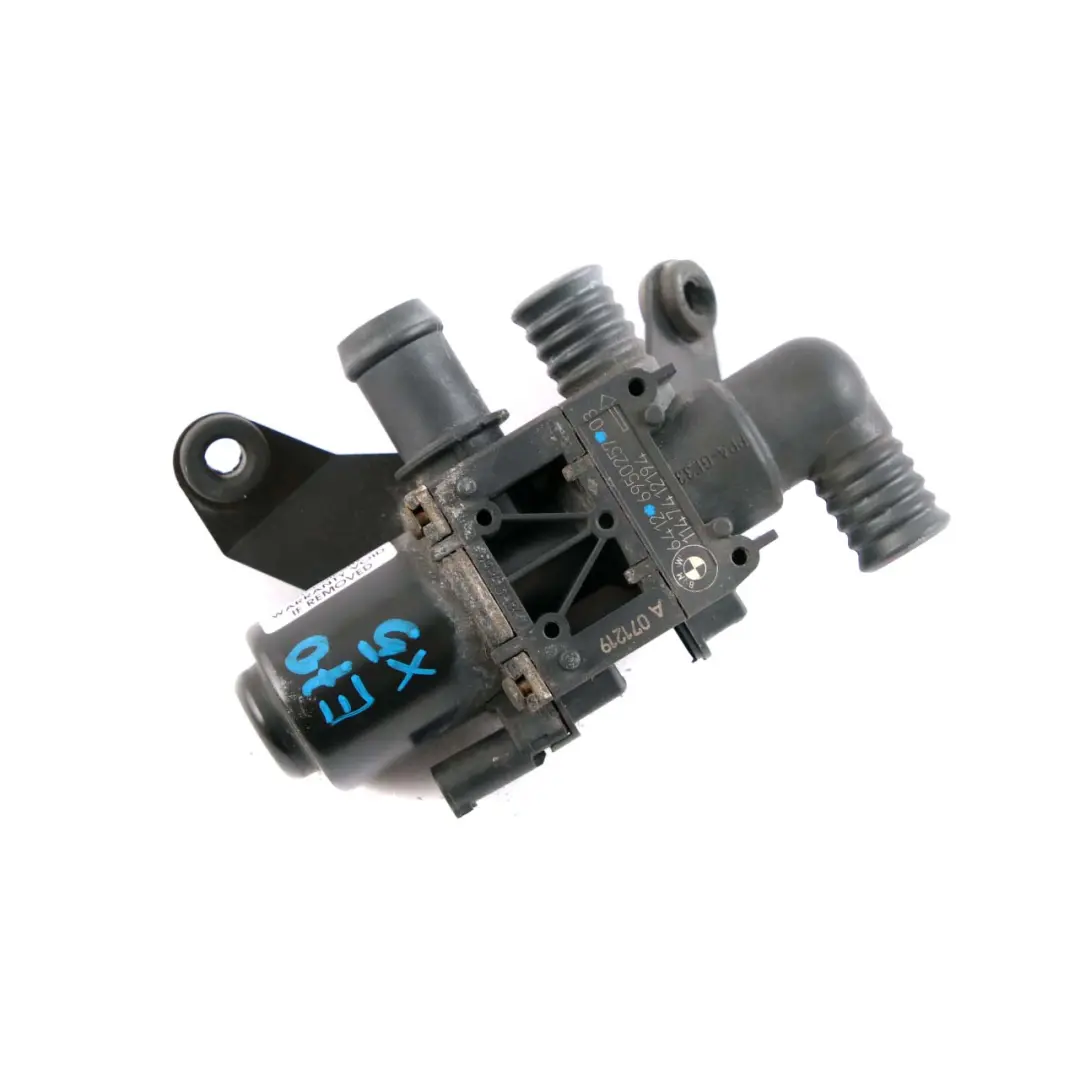 Support De Vanne De Commutation Moteur Pompe À Eau pour BMW X5 X6 E70 E71 à propos du numéro de pièce 6950257 BMW X5 X6 E70 E71 Support De Vanne De Commutation Moteur Pompe À Eau - SKU 6950257 - Numéro de pièce 6950257