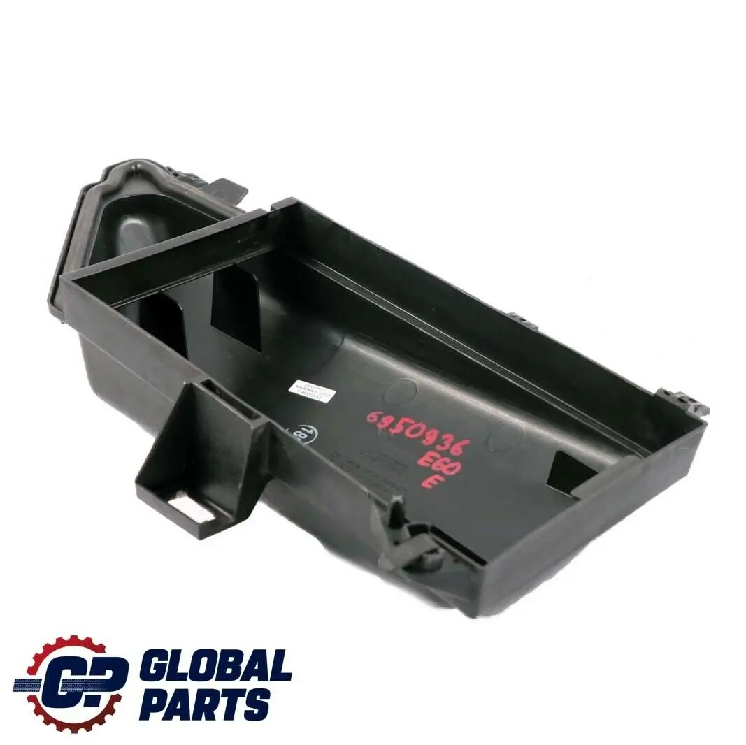 Coperchio Scatola Filtro Alloggio Destra per BMW E60 E61 E63 E64 con numero di parte 6950936 BMW E60 E61 E63 E64 Coperchio Scatola Filtro Alloggio Destra - SKU 6950936 - Numero di parte 6950936
