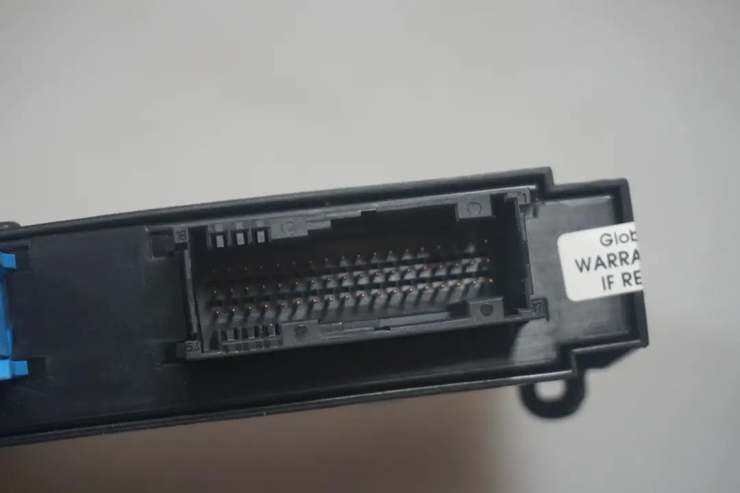 BMW 1 Series E87 ECU Body Control Module Unit PL2 JBBFE 3165 - SKU 6951537 - Part number 6951537