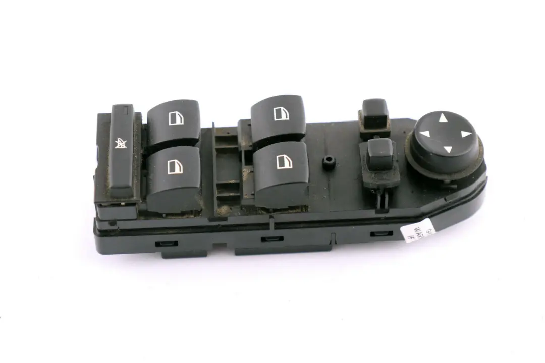 Interruptor Elevalunas Control Lado Derecho Conductor para BMW E60 E61 con número de pieza 6951929 BMW E60 E61 Interruptor Elevalunas Control Lado Derecho Conductor - SKU 6951929 - Número de pieza 6951929