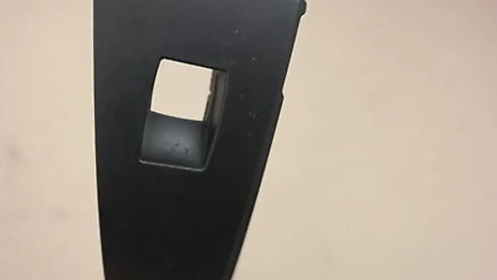 Podnośnik Szyby Tylnej Prawej do BMW E60 E61 o numerze 6951965 BMW E60 E61 Podnośnik Szyby Tylnej Prawej - SKU 6951965-1 - Numer Części 6951965